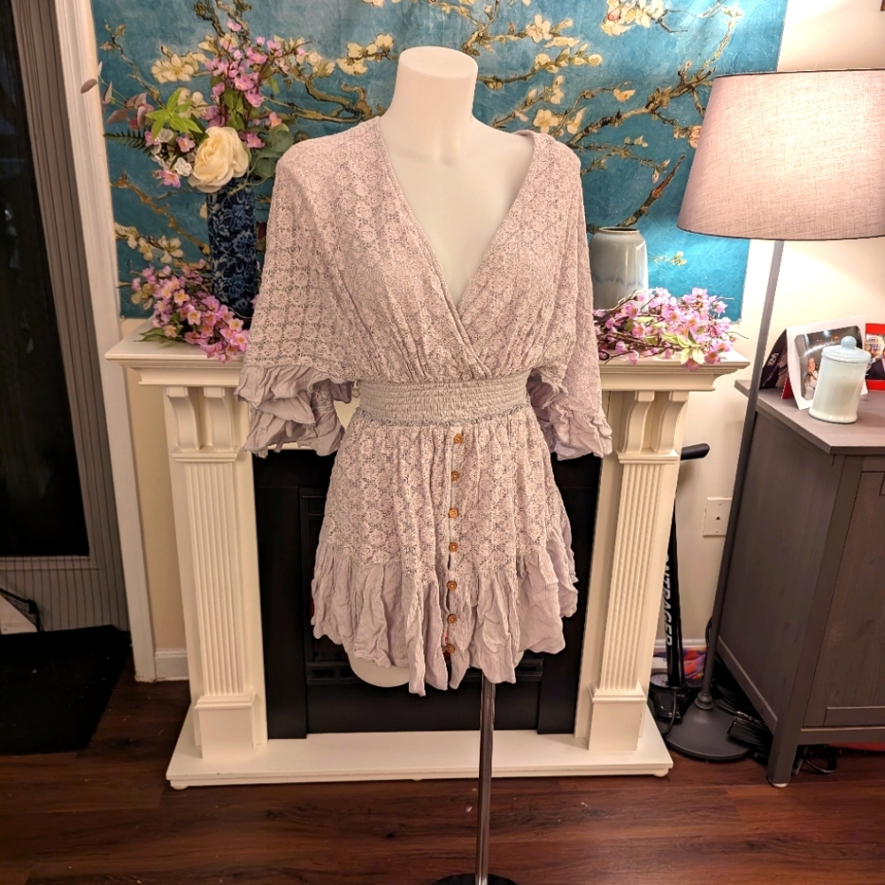 Free People NWOT S lilac colored cape dress!